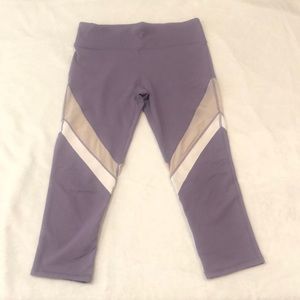 Fabletics Mid-Rise Capri Leggings